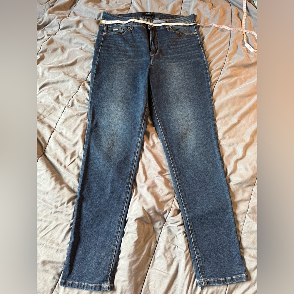 Classic Blue Women's Jeans